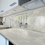 ETNA Quartz White Ice EQPM 023 изготовлено в правила камня