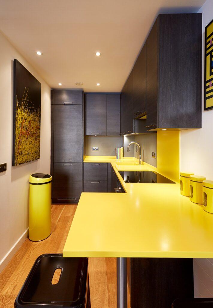 Corian Imperial Yellow изготовлено в правила камня