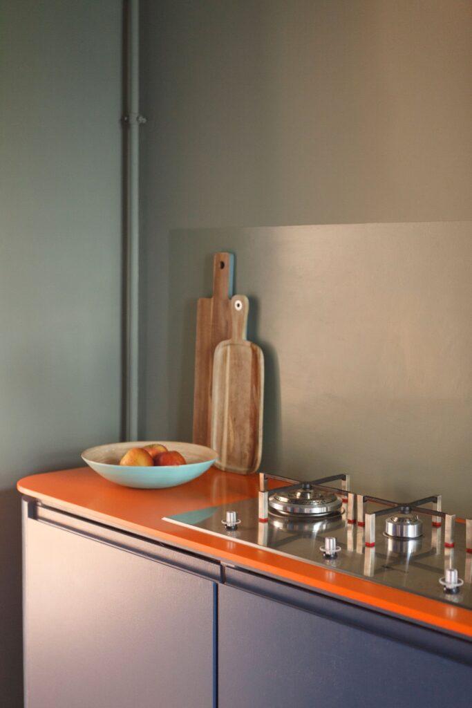 Corian Citrus Orange изготовлено в правила камня