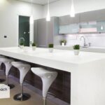 Grandex M-713 Whitesand Beach (сторона A) изготовлено в правила камня