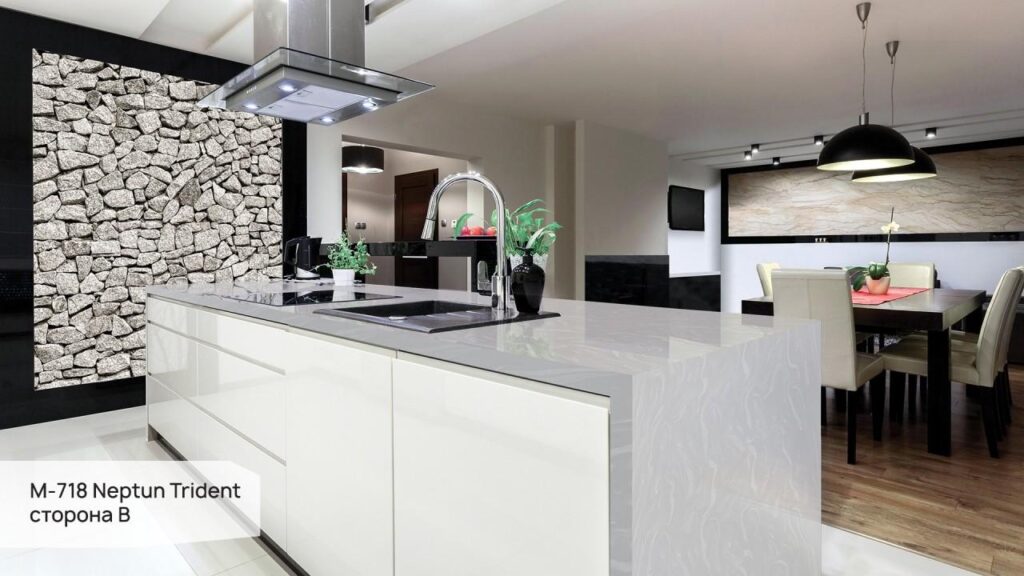 Grandex M-718 Neptun Trident (сторона B) изготовлено в правила камня