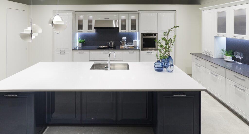 Hanex D-048 Crystal Mirror изготовлено в правила камня