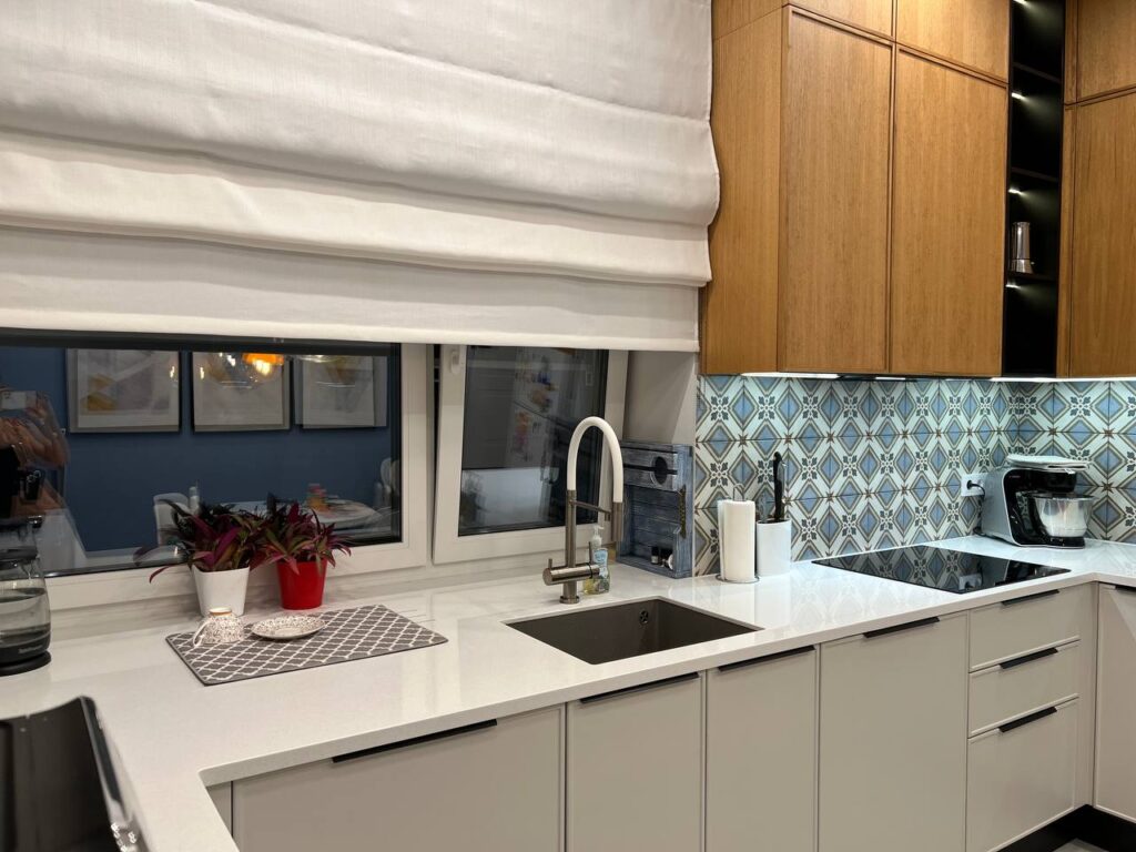 Столешница из искусственного камня для кухни изготовлено в правила камня