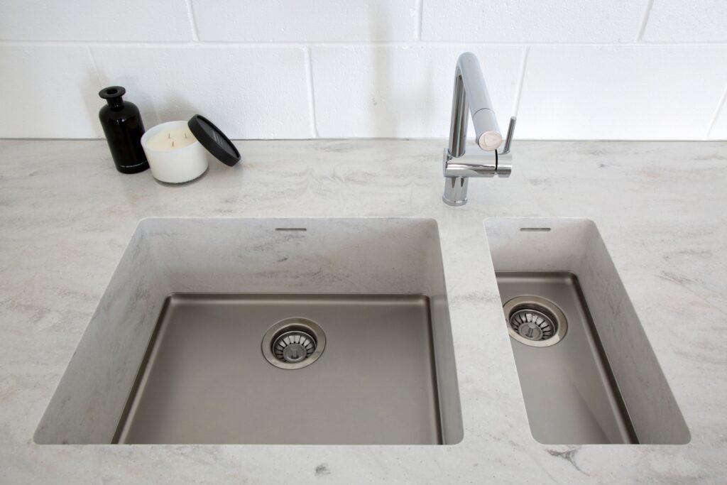 Corian Rain Cloud изготовлено в правила камня