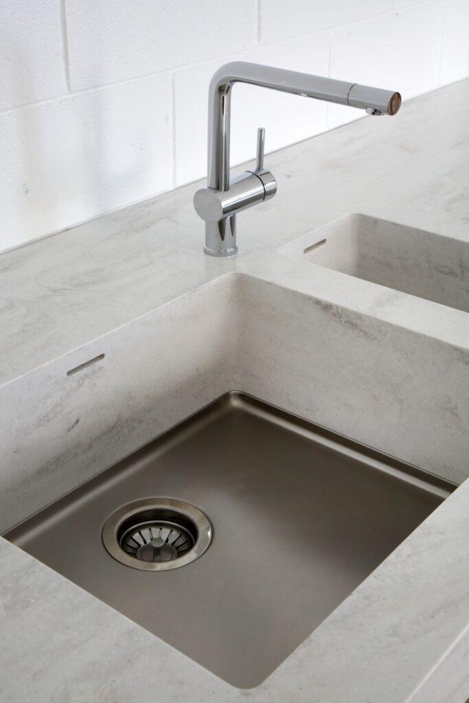 Corian Rain Cloud изготовлено в правила камня