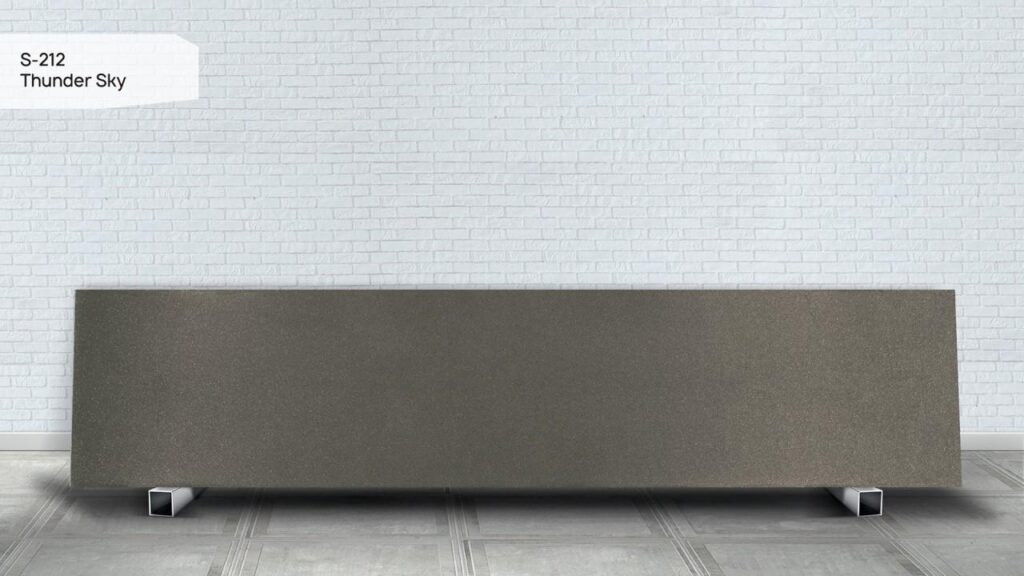 Grandex S-212 Thunder Sky изготовлено в правила камня