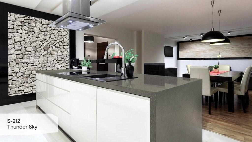 Grandex S-212 Thunder Sky изготовлено в правила камня