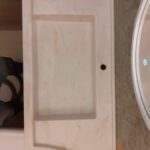 Столешница из искусственного камня по индивидуальному проекту и раковина для ванной комнаты изготовлено в правила камня