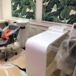 Маникюрный стол из искусственного камня для салона красоты изготовлено в правила камня