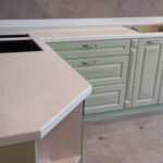 Столешница из искусственного камня для кухни изготовлено в правила камня