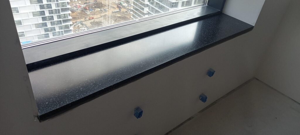 Подоконники (2-шт) из искусственного камня изготовлено в правила камня