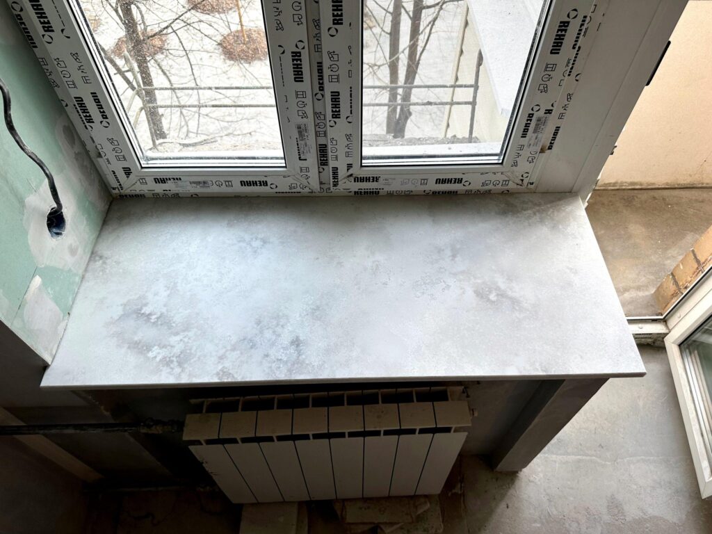 Подоконники из кварцевого агломерата (2-шт) матовые изготовлено в правила камня