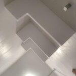 Полки скрытого монтажа из искусственного камня для ванной комнаты изготовлено в правила камня