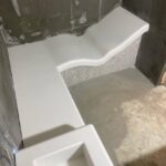 Столешницы из искусственного камня и лежак для хамама изготовлено в правила камня