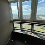 Радиусный подоконник из искусственного камня изготовлено в правила камня