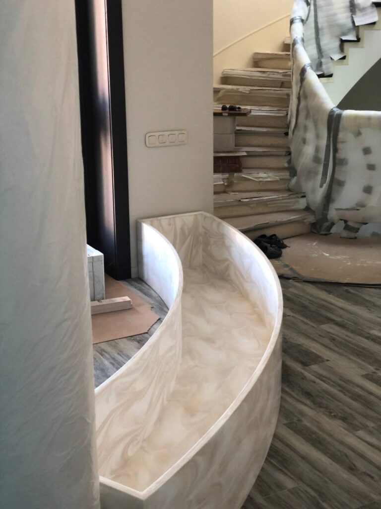 Каменное кашпо по индивидуальному заказу изготовлено в правила камня