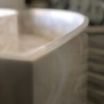 Каменное кашпо по индивидуальному заказу изготовлено в правила камня