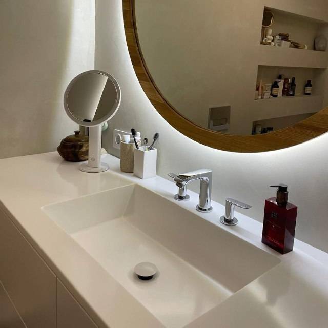 столешница ля ванной из искусственного камня