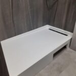 Поддон для душа из искусственного камня изготовлено в правила камня