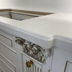 Столешница и фартук на кухню из искусственного камня изготовлено в правила камня