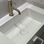 Раковины с клапаном клик-клак из искусственного камня изготовлено в правила камня