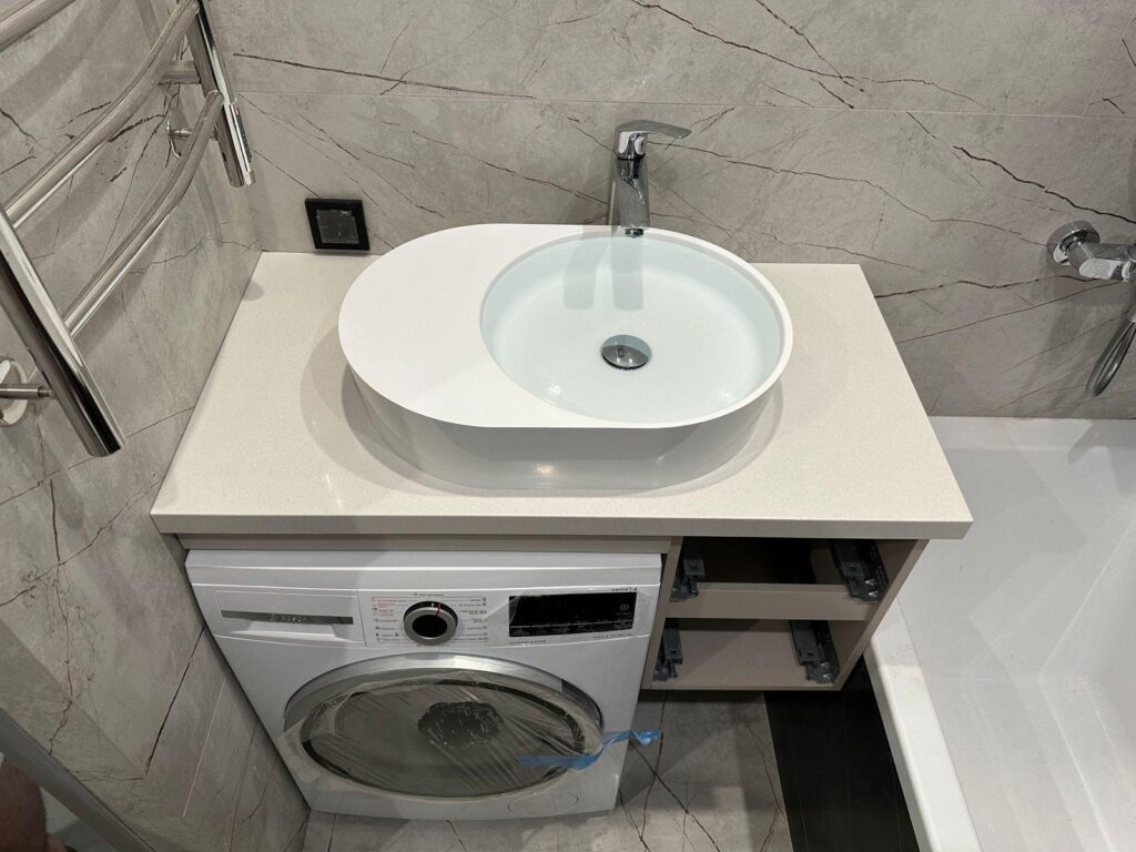 Столешница из искусственного камня для раковины настольного монтажа изготовлено в правила камня