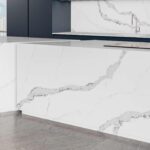 Quantra 9010 Calacatta Lucca изготовлено в правила камня