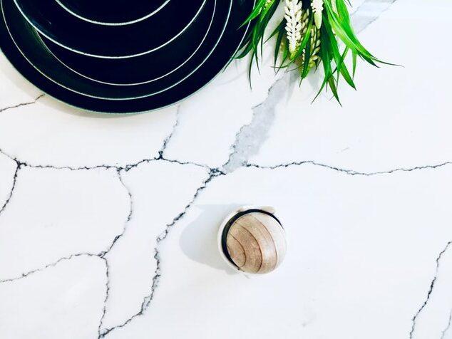 Technistone Crystal Calacatta Amnis изготовлено в правила камня