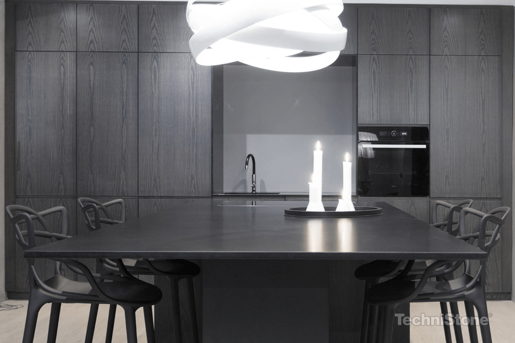 Technistone Gobi Black изготовлено в правила камня