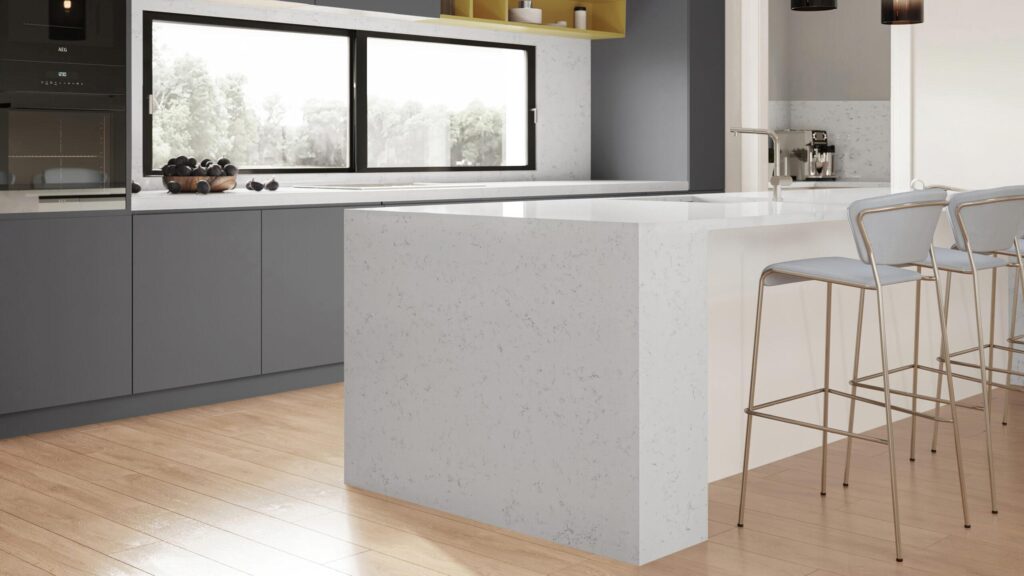 Quantra 1673 New Carrara изготовлено в правила камня