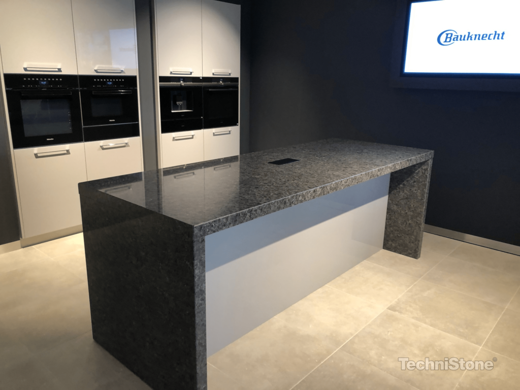 Technistone Noble Imperial Grey изготовлено в правила камня