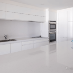 Technistone Noble Supreme White изготовлено в правила камня