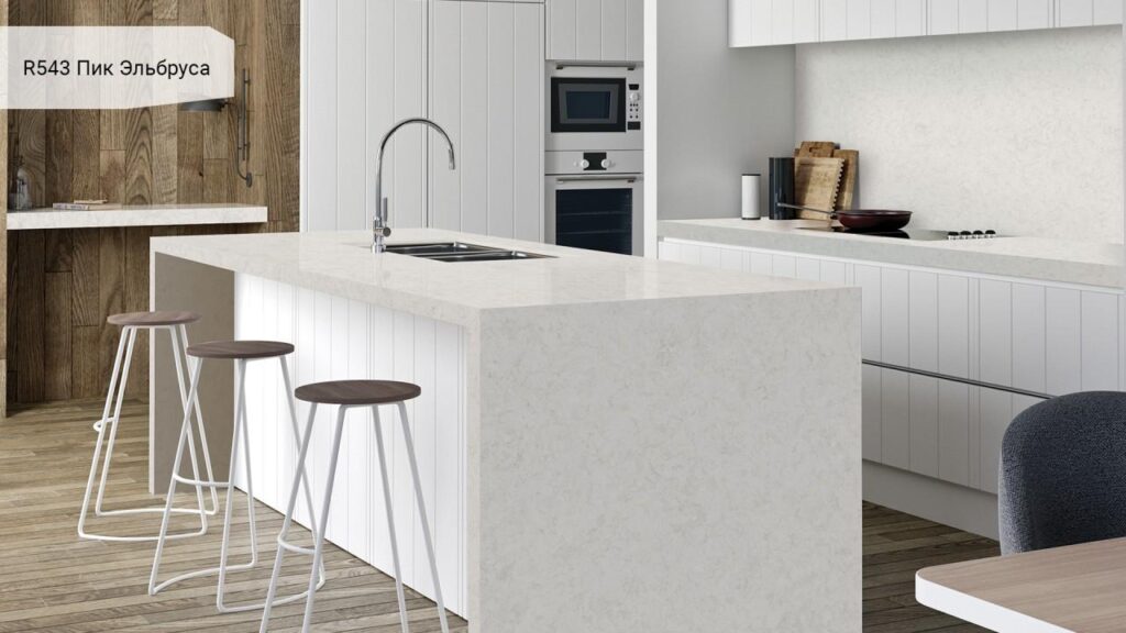 Avarus R543 Пик Эльбруса изготовлено в правила камня