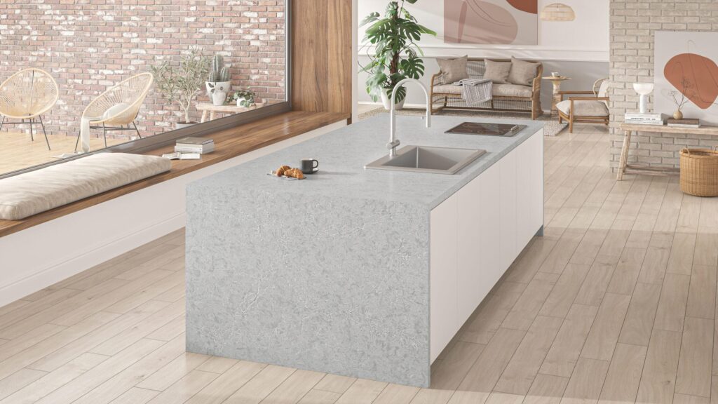 Quantra 7682 Rogier изготовлено в правила камня