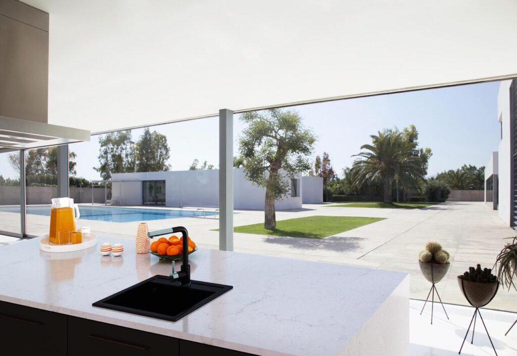 Stratos C4246 Casla Mystery изготовлено в правила камня