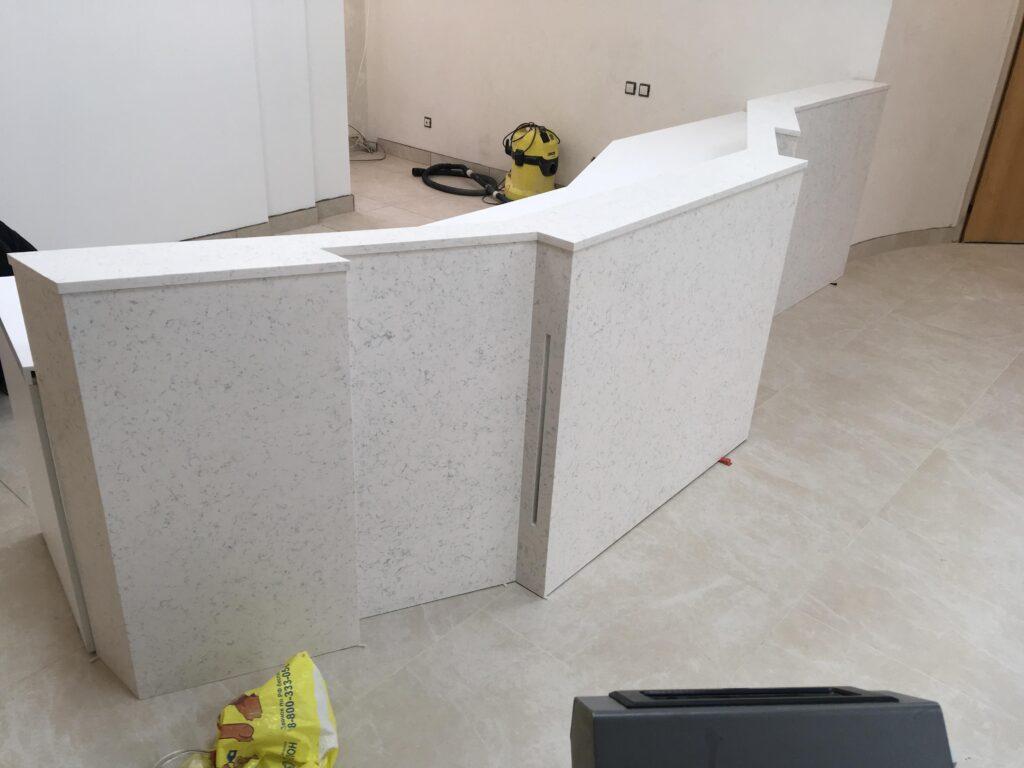 Still Stone GT8157 Carrara Extra изготовлено в правила камня