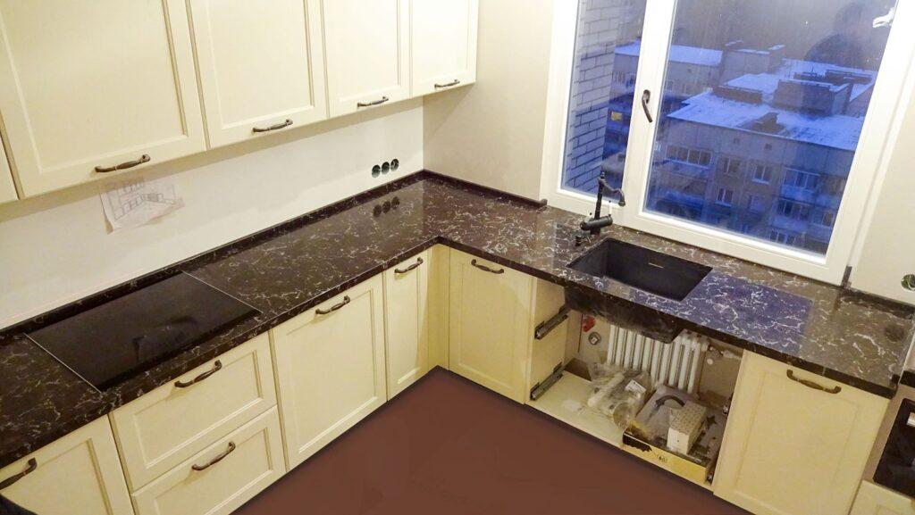 Still Stone GT9007 Chocolate Brownie изготовлено в правила камня