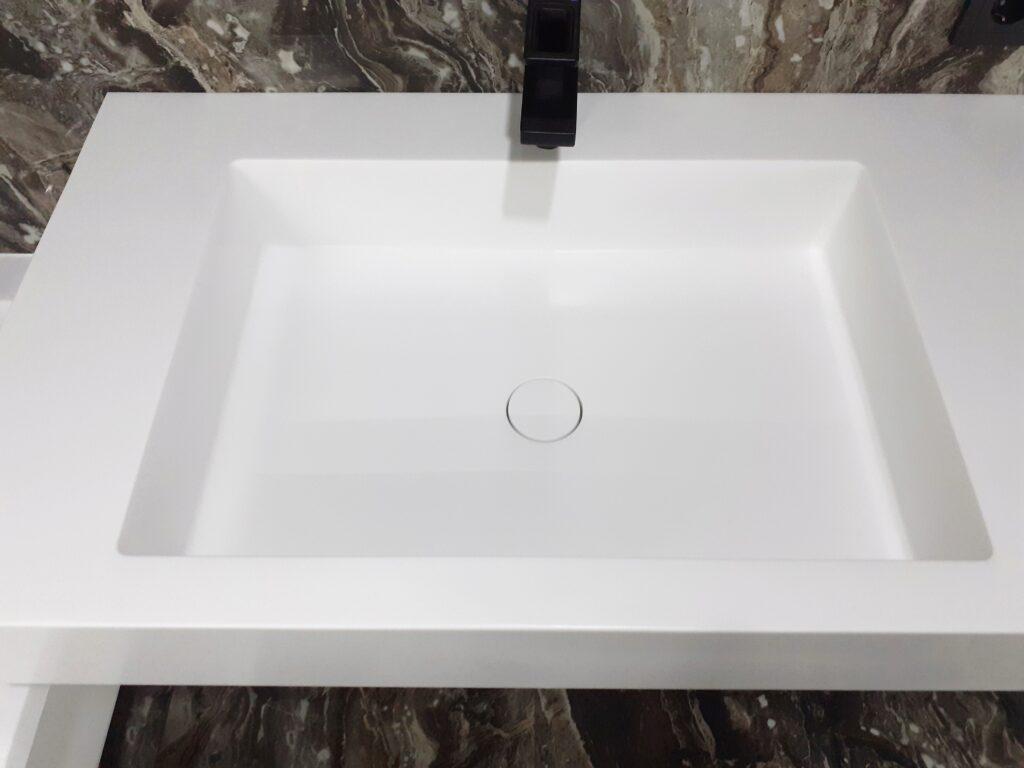 Раковина в ванную комнату с клапаном клик-клак изготовлено в правила камня