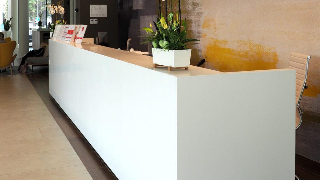 Kerrock 011 White изготовлено в правила камня