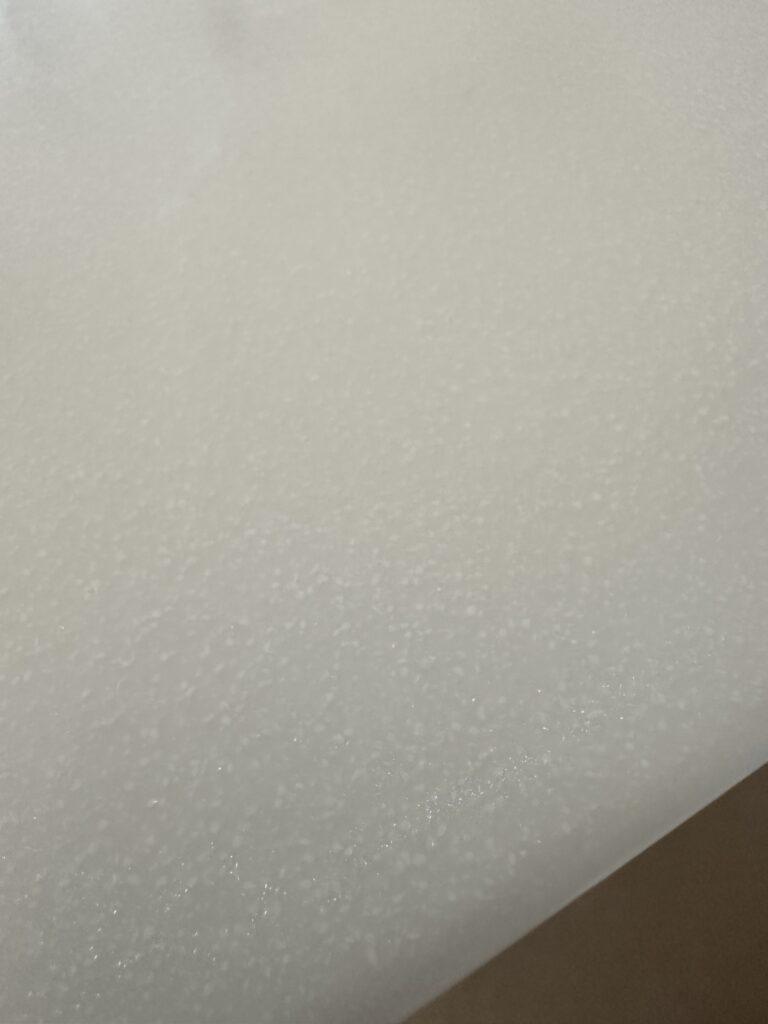 Кухонная столешница с фартуком и остров из акрилового камня изготовлено в правила камня