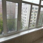 П-образный подоконник из акрилового камня изготовлено в правила камня