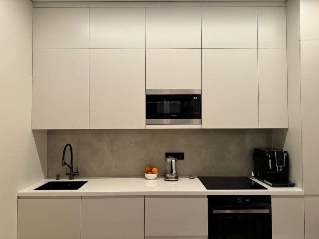 Столешница из искусственного камня изготовлено в правила камня