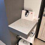 Столешницы из кварцевого агломерата изготовлено в правила камня