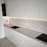 Кухонная столешница из кварцевого агломерата изготовлено в правила камня