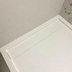 Два поддона для душа из акрилового камня изготовлено в правила камня