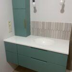 Столешницы с интегрированными раковинами из акрила изготовлено в правила камня