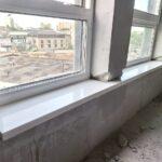 Подоконники из акрилового камня изготовлено в правила камня