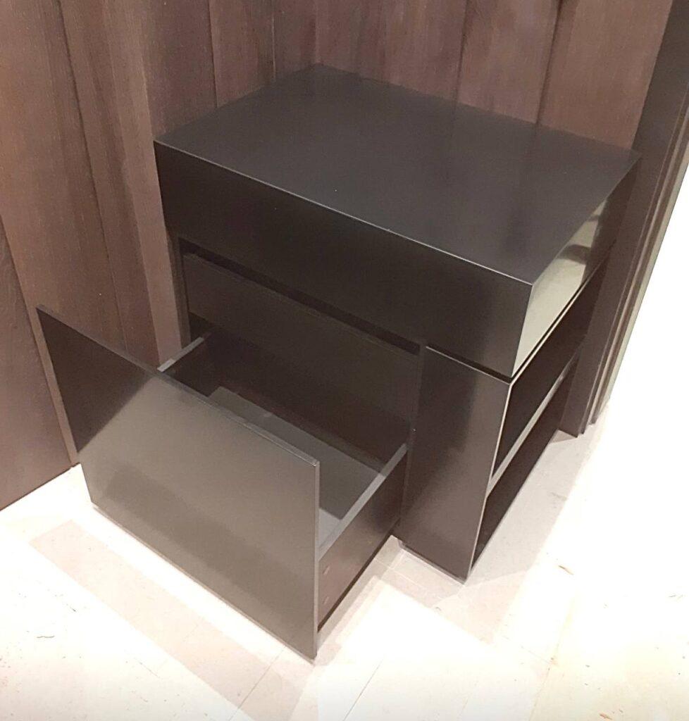 Тумба со столешницей из искусственного камня изготовлено в правила камня