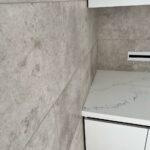 Столешницы на кухню и журнальный столик из кварцевого агломерата изготовлено в правила камня