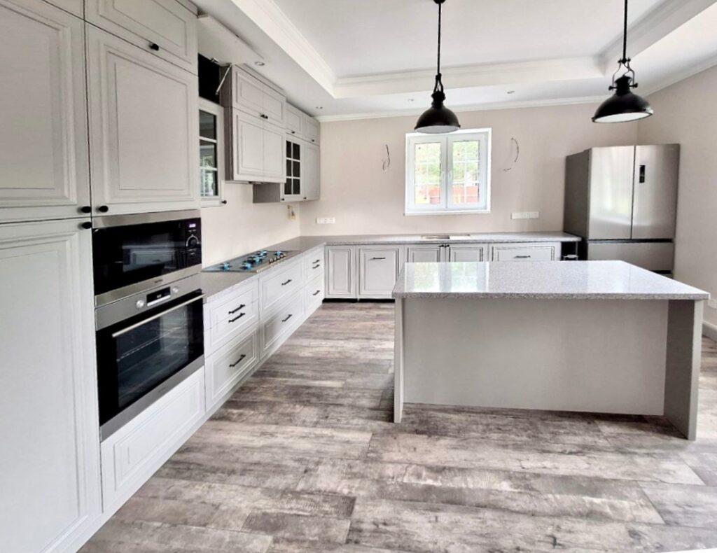 Угловая столешница на гарнитур и столешница на кухонный остров из акрилового камня изготовлено в правила камня